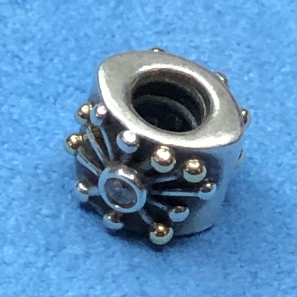 Authentic Pandora Two tone Desert Star retired charm / EUC 790188CZ - Picture 2 of 4